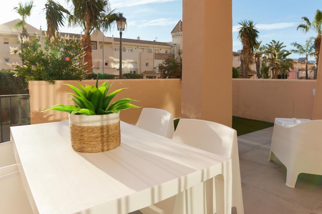 Surf Apartment - Wifi - Parking - Swimming Pool - Patio - Garden Tarifa Exteriér fotografie