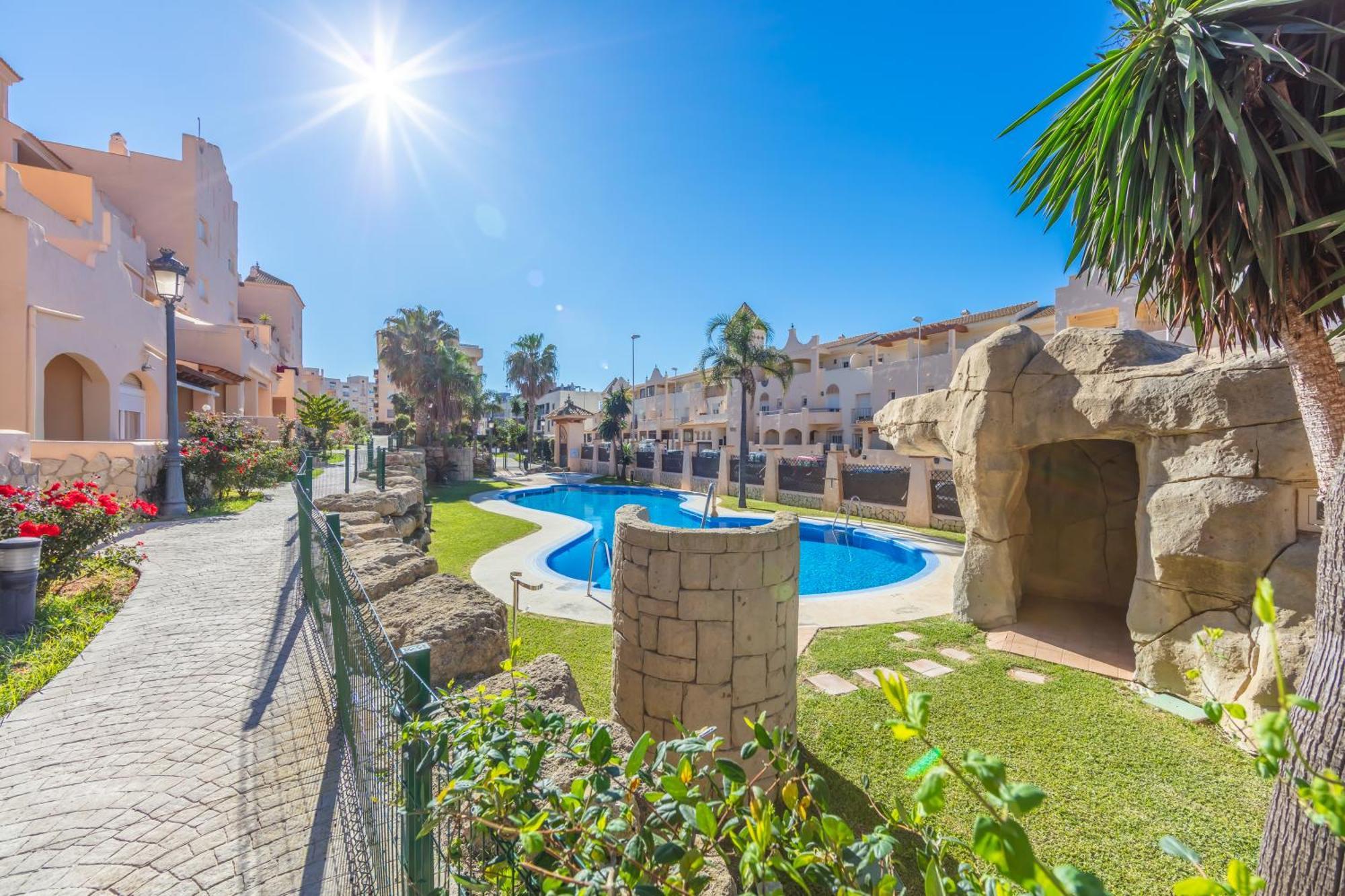 Surf Apartment - Wifi - Parking - Swimming Pool - Patio - Garden Tarifa Exteriér fotografie
