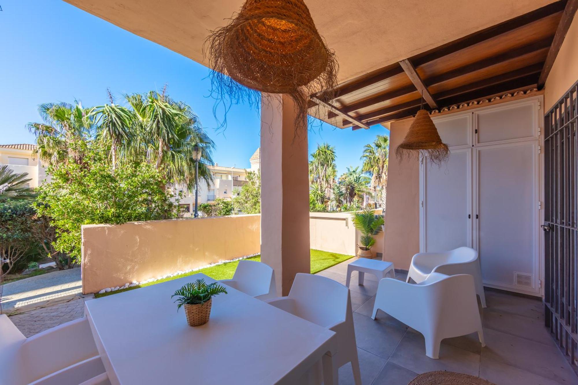 Surf Apartment - Wifi - Parking - Swimming Pool - Patio - Garden Tarifa Exteriér fotografie