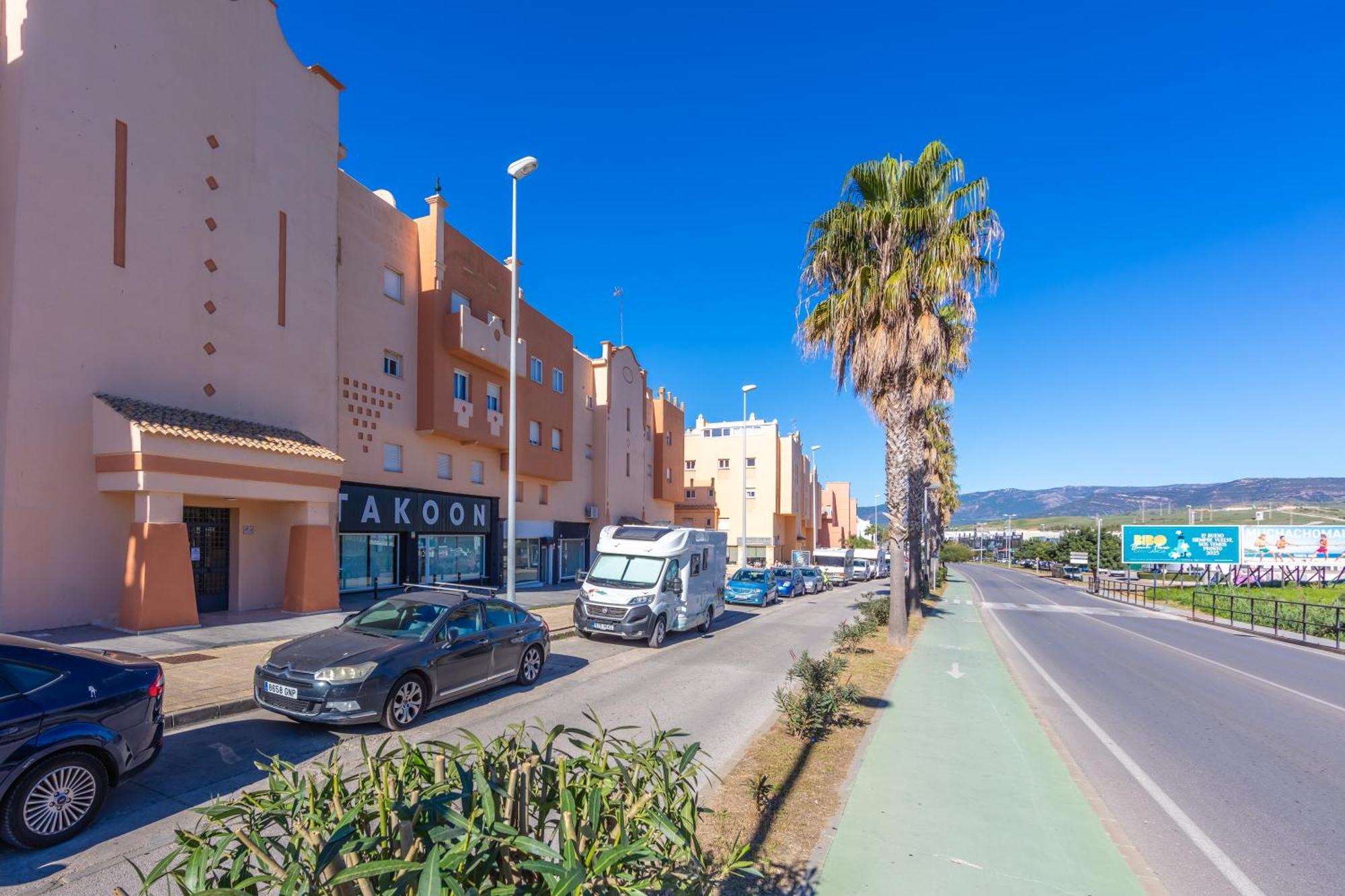 Surf Apartment - Wifi - Parking - Swimming Pool - Patio - Garden Tarifa Exteriér fotografie